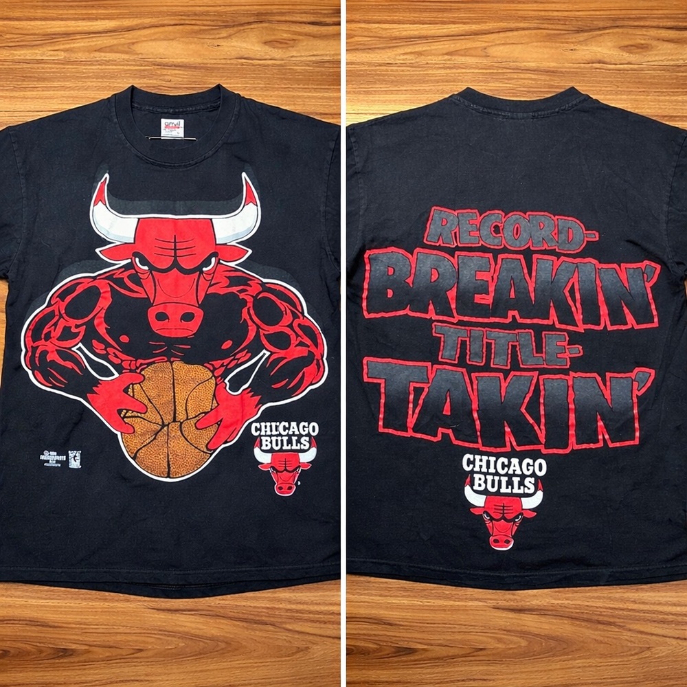 Vintage 1996 Chicago Bulls Tee Size L NBA 90s Made USA